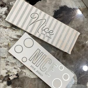 Kylie Cosmetics Makeup - Kylie Jenner Cosmetics Nice Eyeshadow pallet Kylie Cosmetics Makeup - Kylie Jenner Cosmetics Nice Eyeshadow pallet